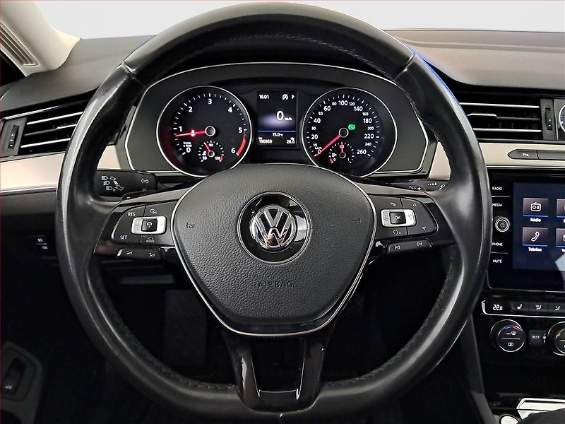 Volkswagen Passat (2018) R-Line 2.0 TDI, Automat, ČR - fotka 18 z 18