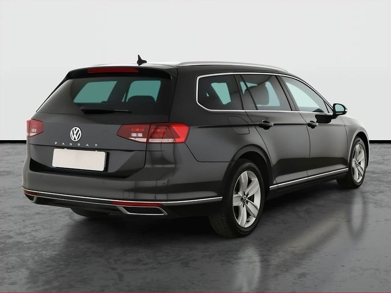 Volkswagen Passat (2020) Elegance 2.0 TDI, ČR,1.maj - fotka 5 z 17