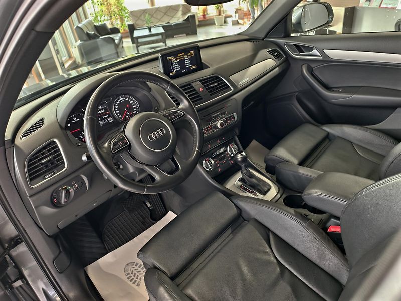 Audi Q3 2.0 TDi 120kW QUATTRO S-line   - fotka 7 z 21