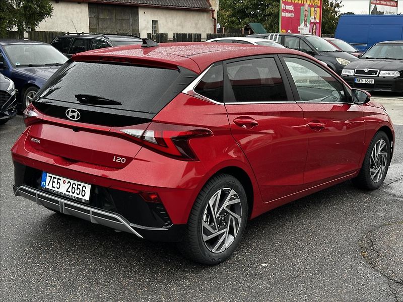 Hyundai i20 1,0 T-GDI STYLE DCT - fotka 6 z 12