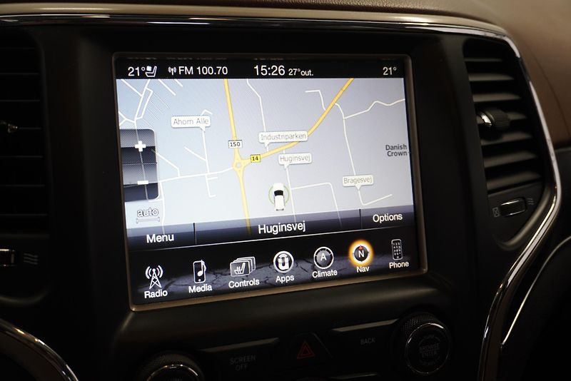 Jeep Grand Cherokee 3,0 MJT V6 4X4 AUTOMAT - fotka 20 z 33