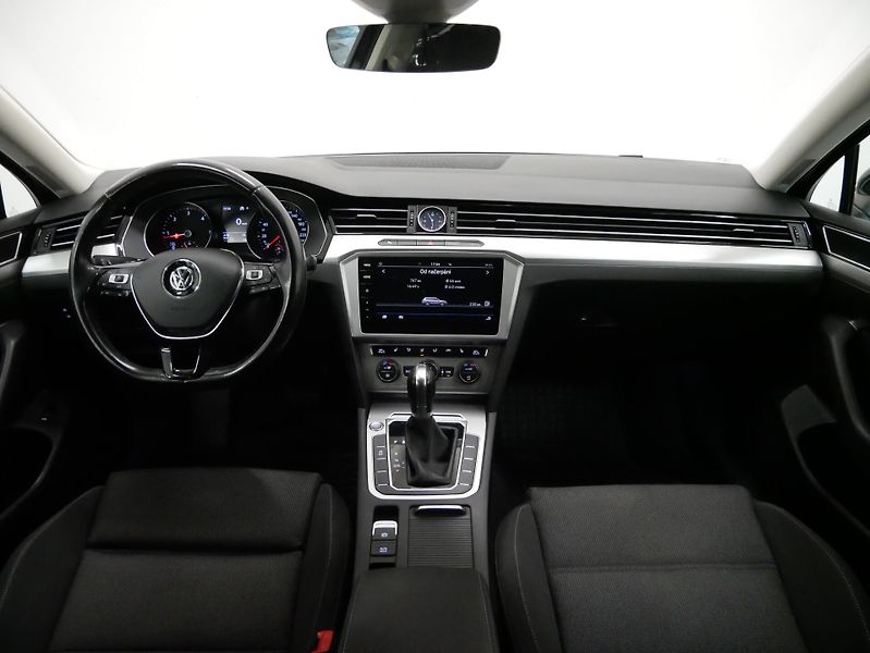 Volkswagen Passat - fotka 6 z 6