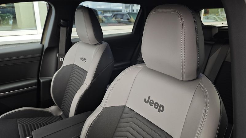 Jeep Compass (2026) First Edition  hybrid 145PS AT - fotka 22 z 41