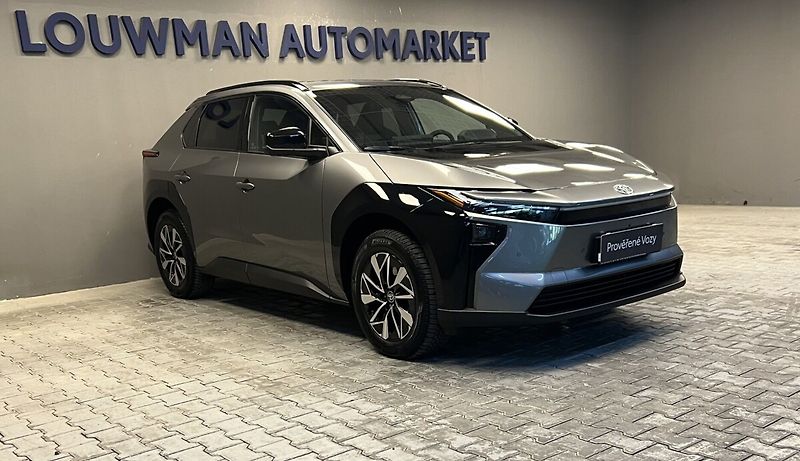 Toyota bZ4X STYLE 73.1 kWh - fotka 14 z 17