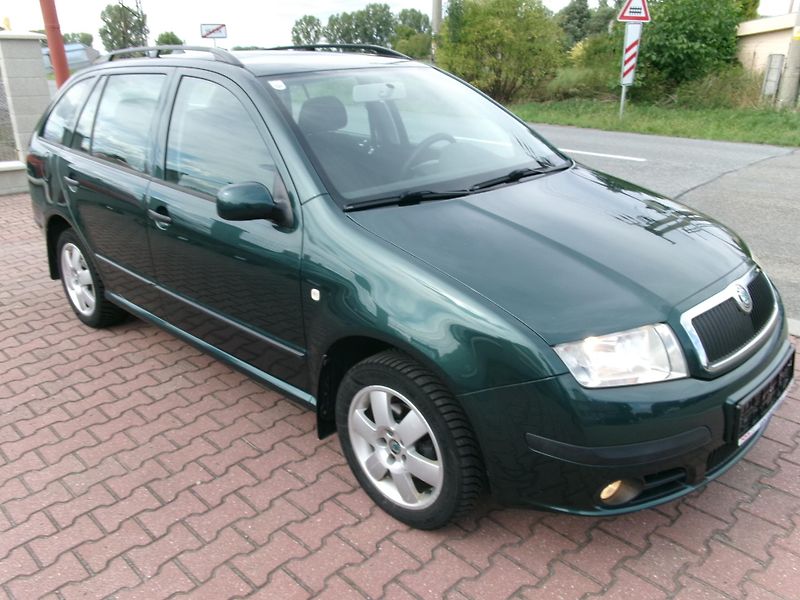 Škoda Fabia (2006) 1,4 16V KLIMA TAŽNÉ ALU - fotka 9 z 24