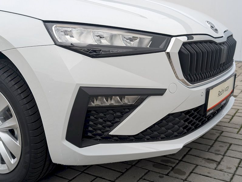 Škoda Scala (2025) 1,0 TSI / 85 kW DSG Top Select - fotka 16 z 29