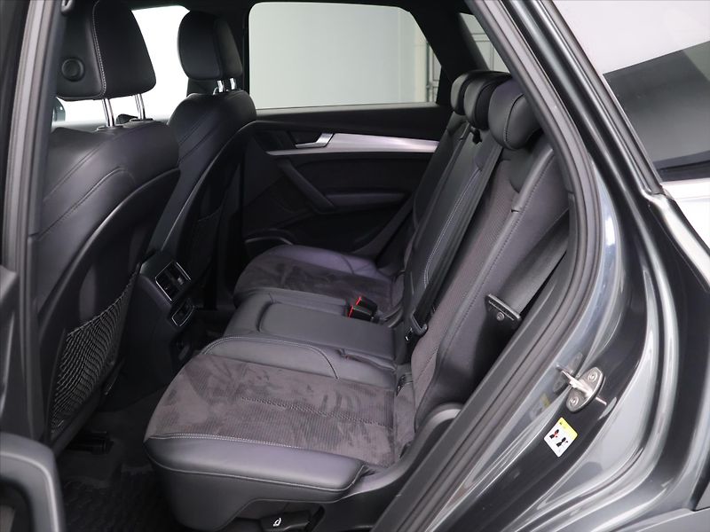 Audi Q5 2,0 TDI 140kW 4X4 Tažné CZ LED - fotka 13 z 31