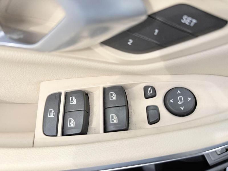 BMW Řada 3 320D  - fotka 28 z 43