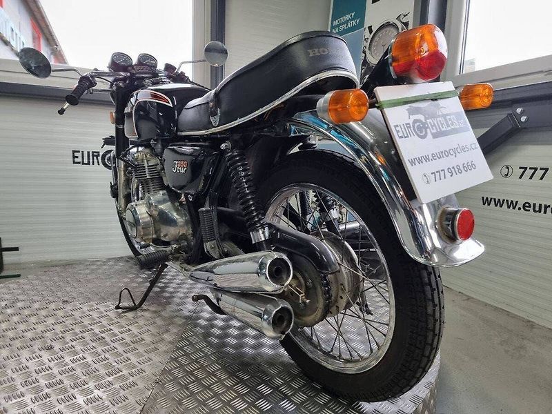 Honda CB 350 F (1973) - fotka 9 z 16