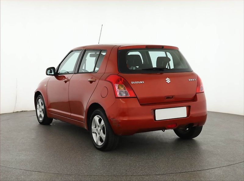 Suzuki Swift (2010) 1.3 i, Serv.kniha, po STK - fotka 4 z 13