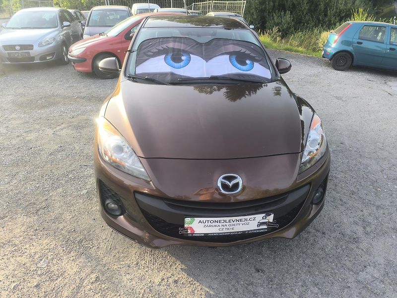 Mazda 3 KRÁSNÁ,MAX VÝBAVA,SERVIS,1MAJ. - fotka 2 z 24
