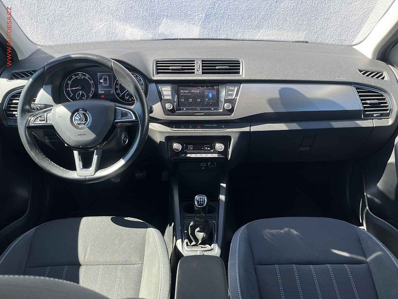 Škoda Fabia (2018) 1.0 TSi, ČR, Style - fotka 8 z 15