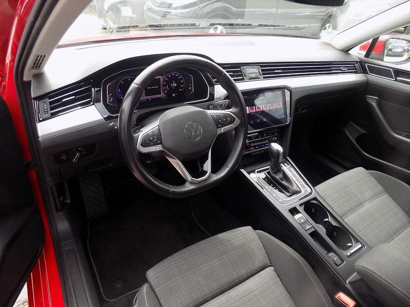 Volkswagen Passat 2,0 TDI DSG SUPERSTAV!!! - fotka 21 z 41
