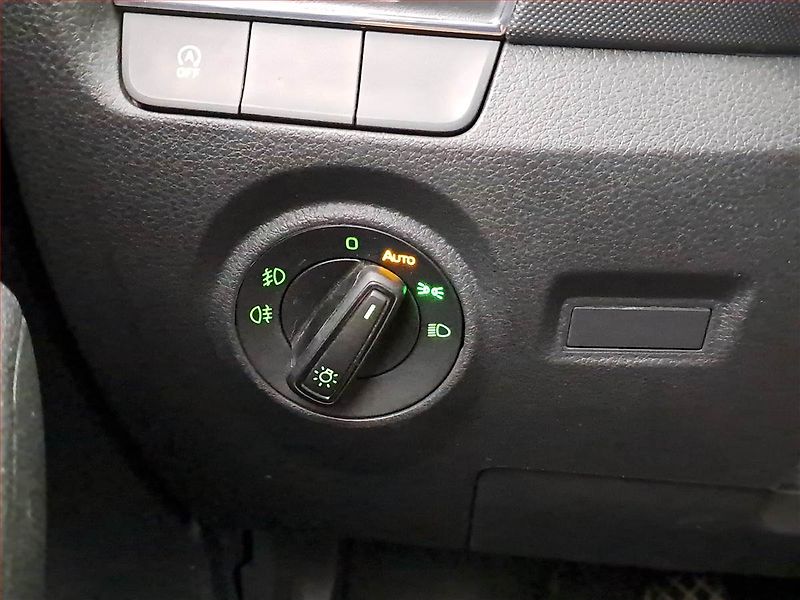 Škoda Fabia (2022) 1.0 TSI, ČR,1.maj, Tempomat - fotka 14 z 15