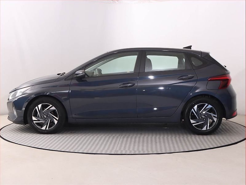 Hyundai i20 (2022) 1.2 MPI, Serv.kniha, Tempomat - fotka 3 z 19