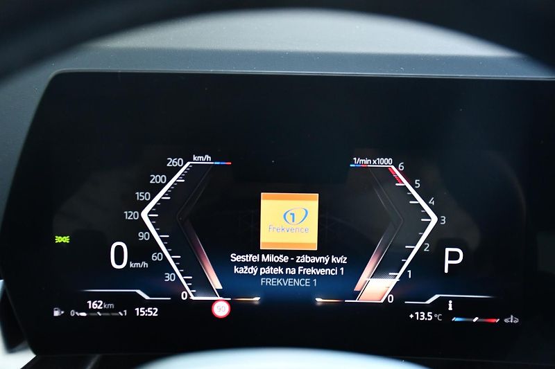 BMW X1 xDrive23d M-SPORT TAŽNÉ 1M ČR - fotka 35 z 42