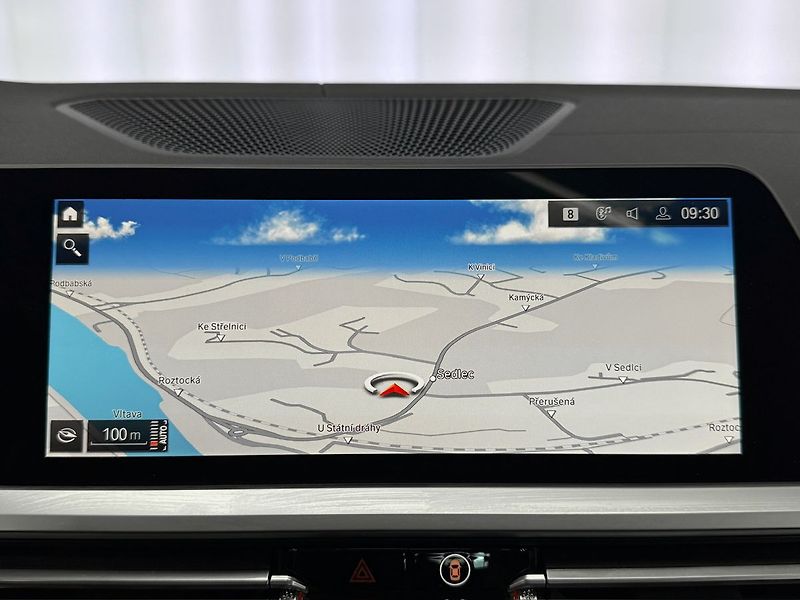 BMW Řada 3 320d xDrive LUXURY LINE, PANOR - fotka 13 z 30