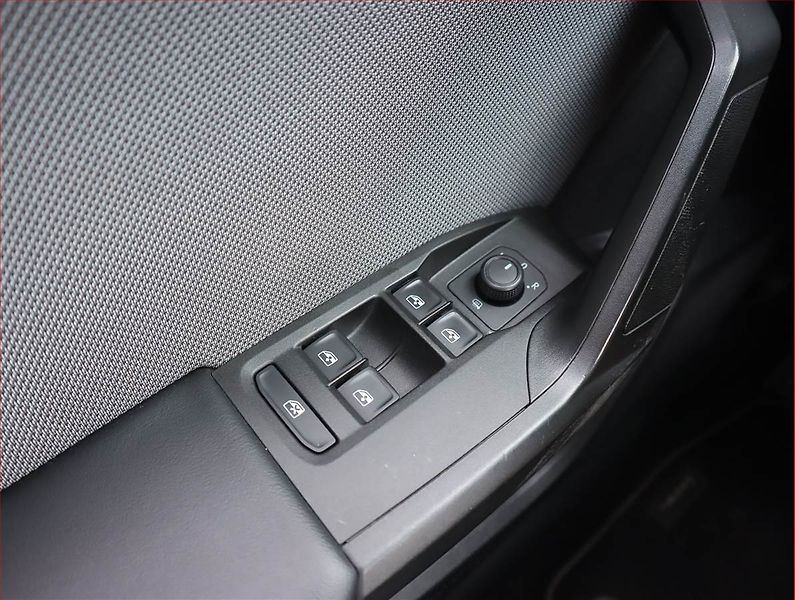 Seat Leon (2021) Xcellence 2.0 TDI, Automat - fotka 17 z 21