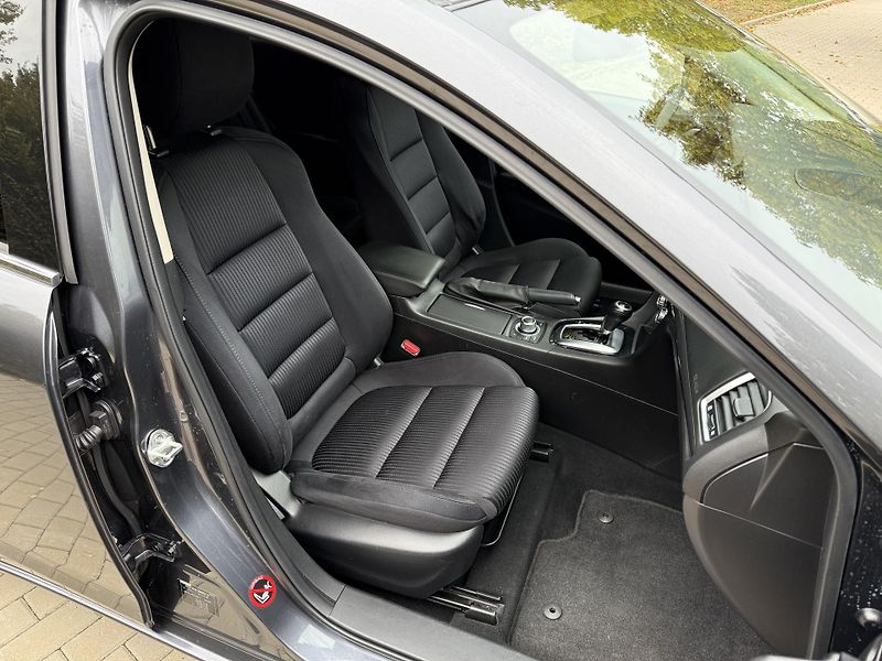 Mazda 6 2.5 Sports-Line AUTOMAT - fotka 23 z 35