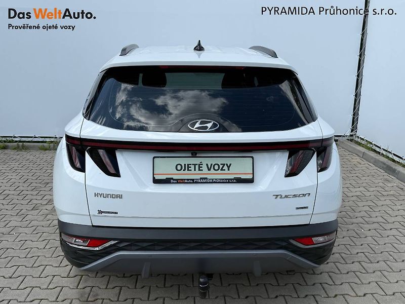 Hyundai Tucson (2021) 1.6 T-GDI 110 kW Smart 4x4 - fotka 7 z 24