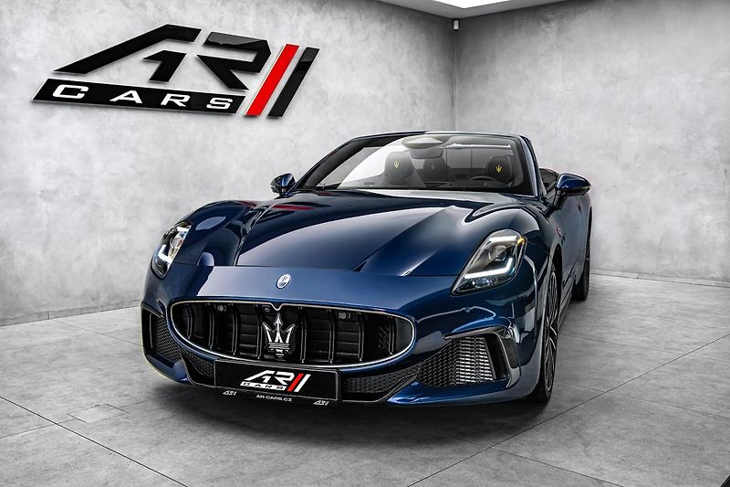 Maserati GranCabrio Trofeo - fotka 3 z 32