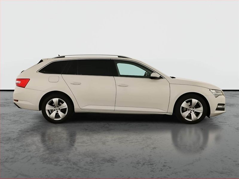 Škoda Superb (2019) Ambition 2.0 TDI, 4X4 - fotka 6 z 16