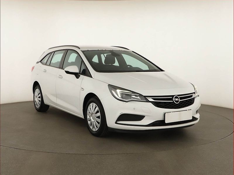 Opel Astra (2017) 1.4 T, Tempomat - fotografie inzerátu
