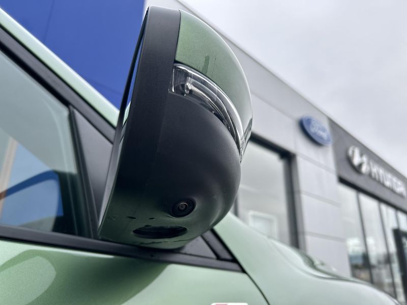 Ford Kuga 2.5Hybrid PHEV 134kW ST-Line X - fotka 5 z 37