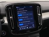 Volvo XC40 B3 CORE AUT CZ - náhled 38
