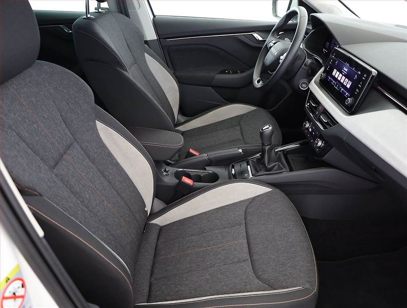 Škoda Scala (2025) 1.0 TSI, Top Selection - fotka 7 z 20