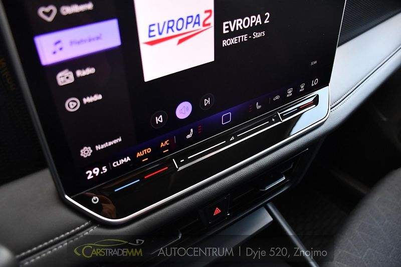 Volkswagen Tiguan 2.0TDi N.TOP 4M ZÁRUKA - fotka 33 z 55