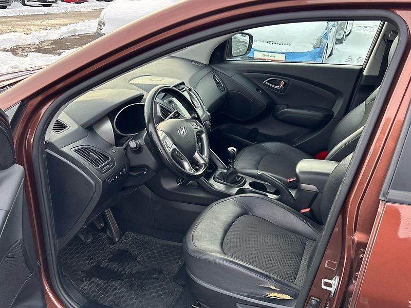 Hyundai ix35 4x4 Tricolor STYLE - fotka 6 z 24