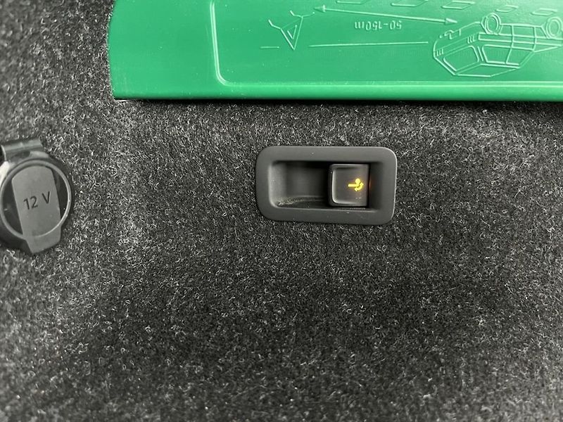 Škoda Enyaq 80x Matrix Kamera Taž ACC - fotka 18 z 20
