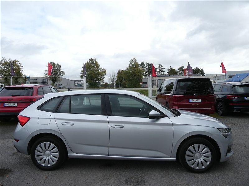 Škoda Scala 1,0 TSi 70kW ČR, DPH, klima - fotka 12 z 38