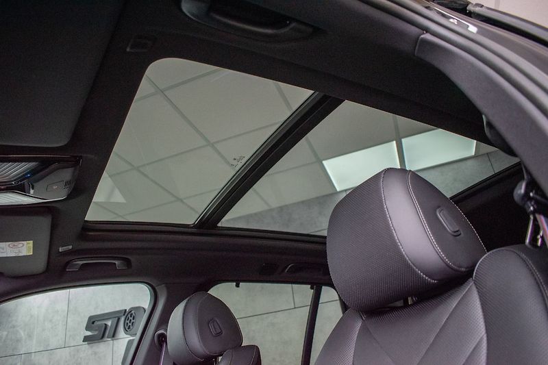 BMW X5 30d xD ///M*ZÁRUKA 9/27*7míst* - fotka 65 z 74