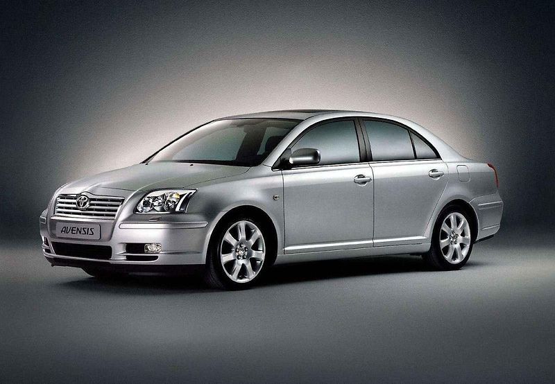 Kromě klasických verzí modelu A4 jsou spolehlivé i verze Sportback a kupé