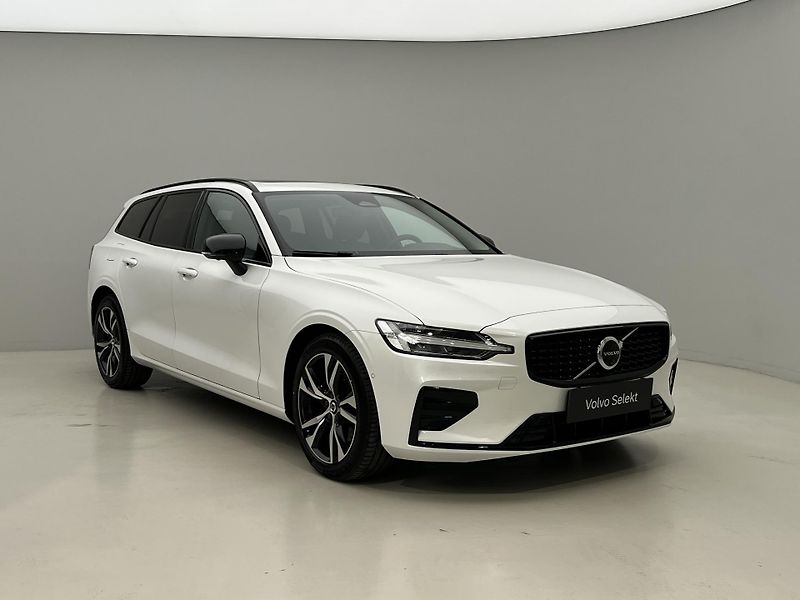 Volvo V60 B4 DARK PLUS AUT - fotka 8 z 46