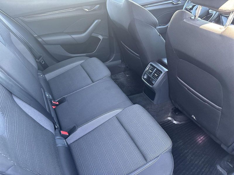 Škoda Octavia (2022) 2.0 TDI Ambition + - fotka 10 z 33