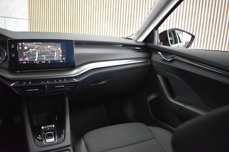 Škoda Octavia 2.0TDI 110kW REZERVACE - fotka 9 z 39