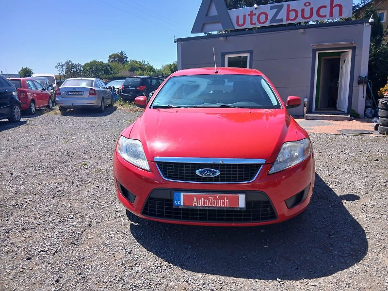 Ford Mondeo 2.0 TDCI, automat - fotka 3 z 31