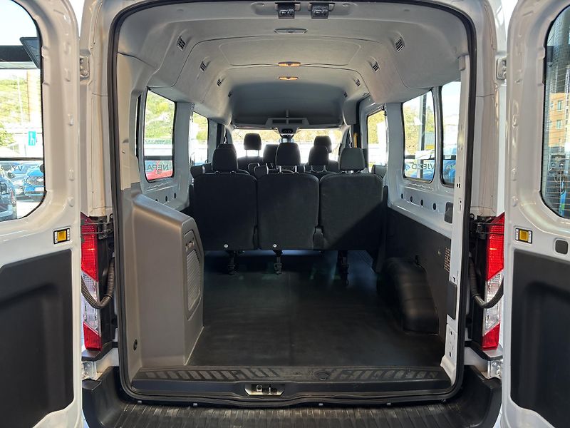 Ford Transit Trend 350 L3H2  - fotka 10 z 16