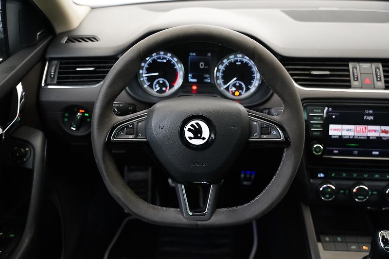 Škoda Octavia - fotka 20 z 32