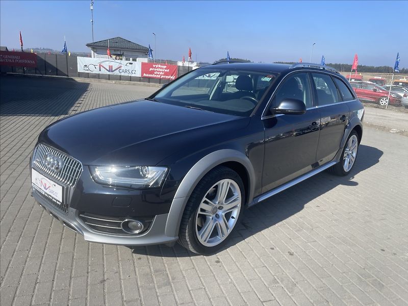 Audi A4 Allroad 2,0 TDi 140kw Quattro Stronic - fotka 1 z 37