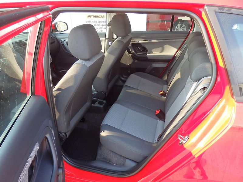 Škoda Fabia 1.2 TSI 63 kW KLIMA, ZÁVĚS - fotka 7 z 14