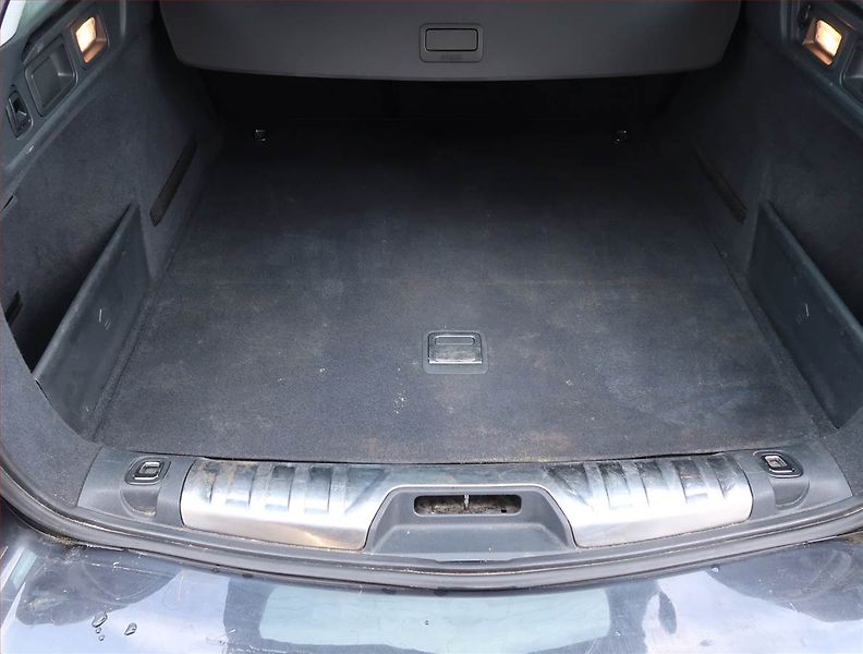Peugeot 508 (2016) 2.0 BlueHDi, Navi, Tempomat - fotka 14 z 17