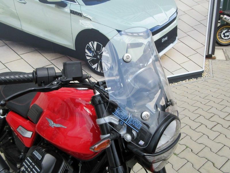 Moto Guzzi (2026) V7 850 SPORT - fotka 9 z 12