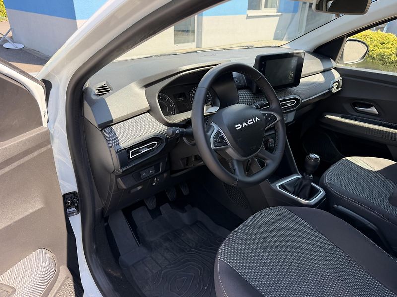 Dacia Sandero 1,0i 67kW LPG  - fotka 11 z 21