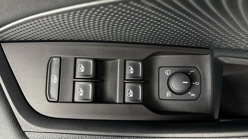 Škoda Octavia 2.0 TDI DSG Ambition - fotka 21 z 26