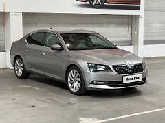 Škoda Superb (2016) 2.0TDi, ČR, L&K, DSG, bixen - fotografie inzerátu