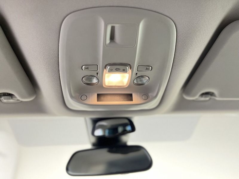Toyota ProAce Verso Family 2.0 D 8AT Comfort NAVI - fotka 32 z 39